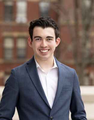 Carter Umphress headshot